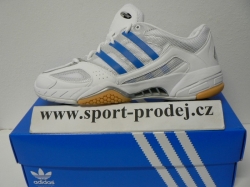 Sálové boty adidas Taipa Light