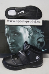 Basketbalové boty Nike LEBRON SOLDIER IV - černé